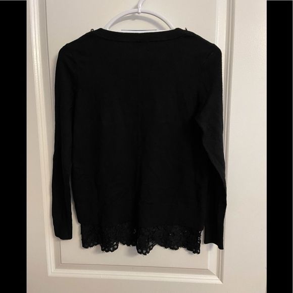NWT Karl Lagerfeld Black Sweater Lace Bottom With Silver Flower Buttons Size S - Picture 10 of 10